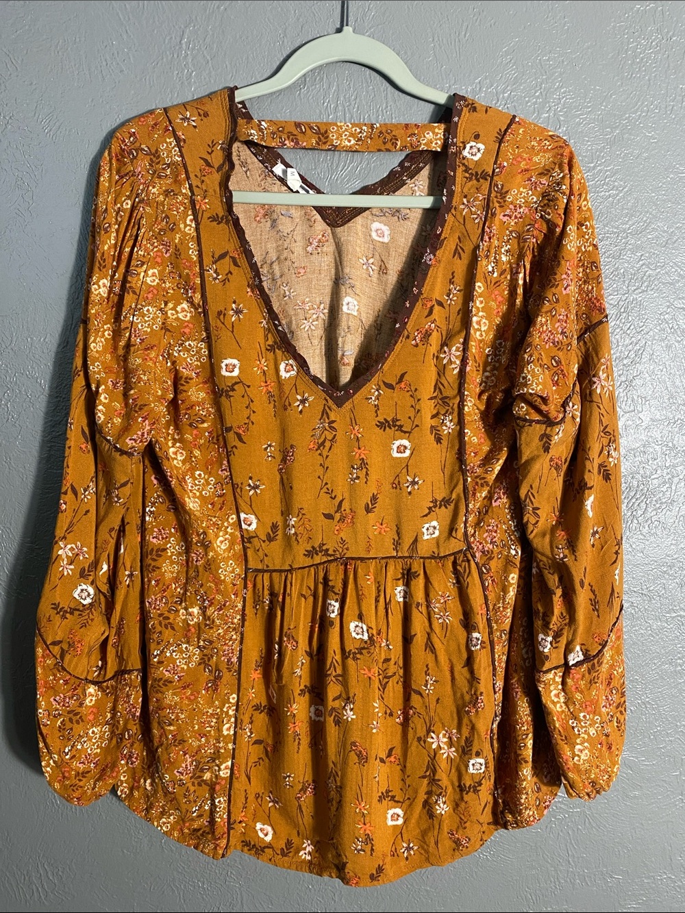 Maurices Floral Babydoll Blouse Medium Mustard Boho Balloon Sleeve V-Neck
